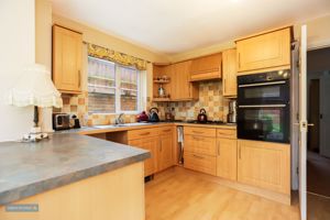 Kitchen- click for photo gallery